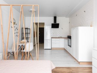 Studio étudiant moderne et lumineux avec cuisine ouverte et coin nuit